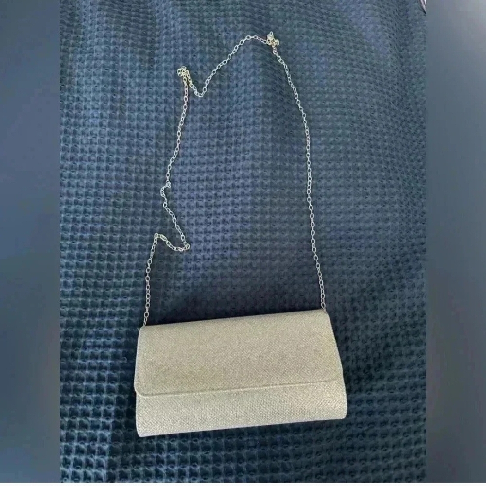 Elegant Silver Glittery Shoulder Bag